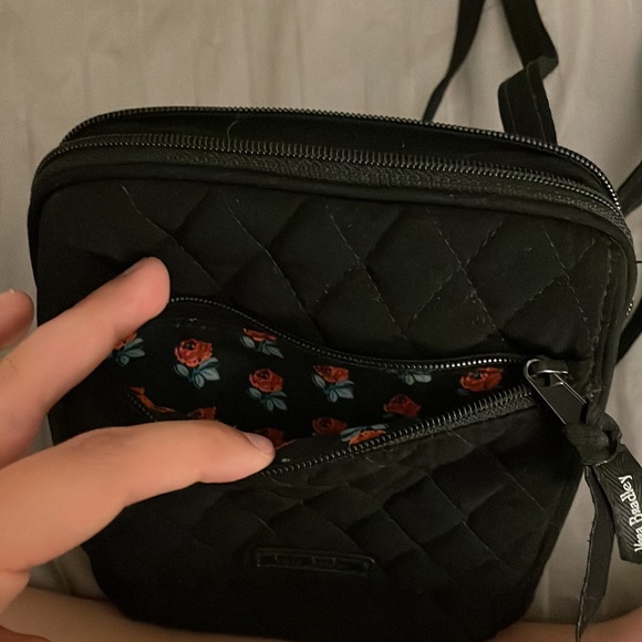 Vera Bradley cross body - Picture 2 of 6
